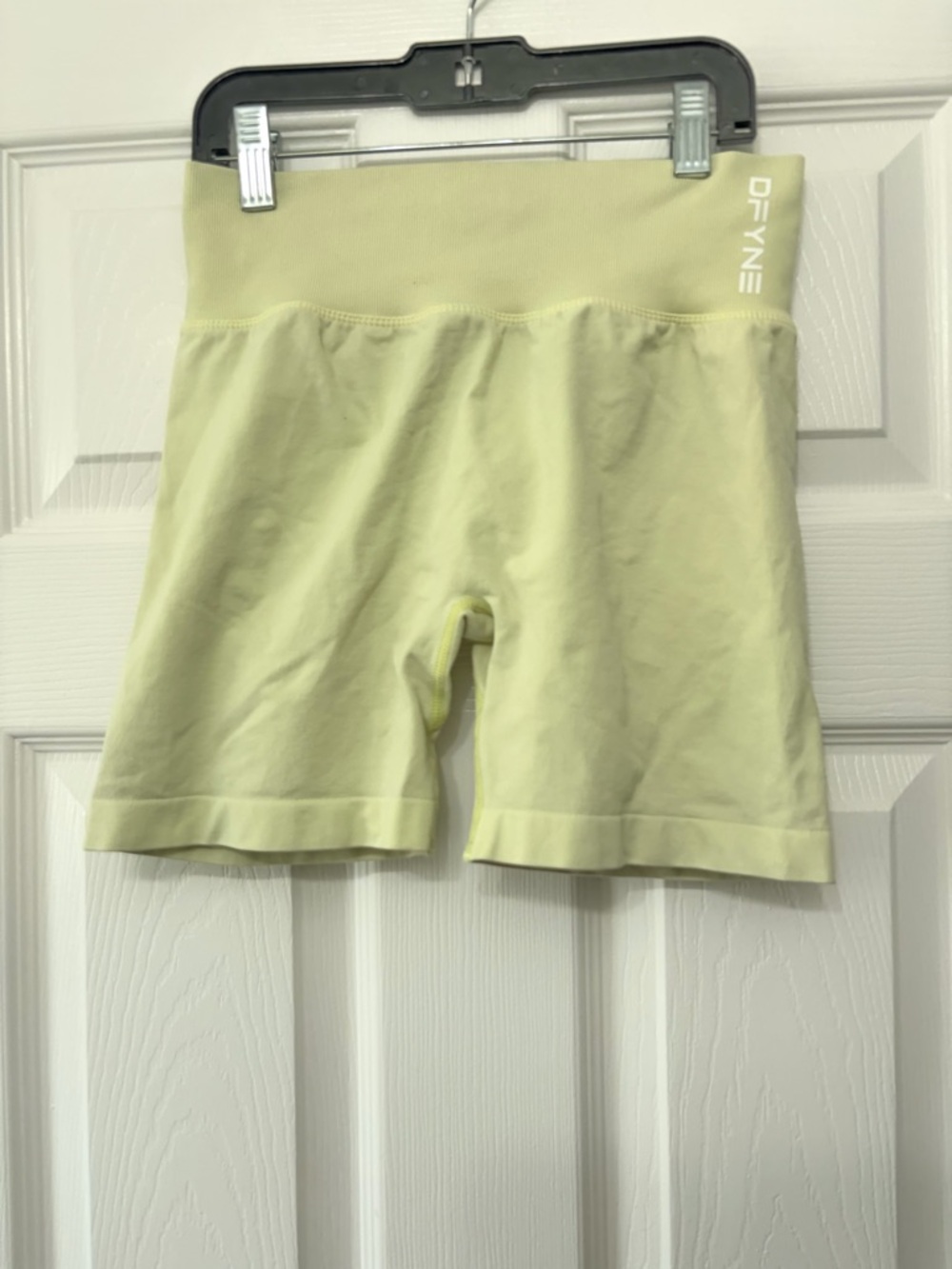 Dfyne impact shorts 4.5" size m